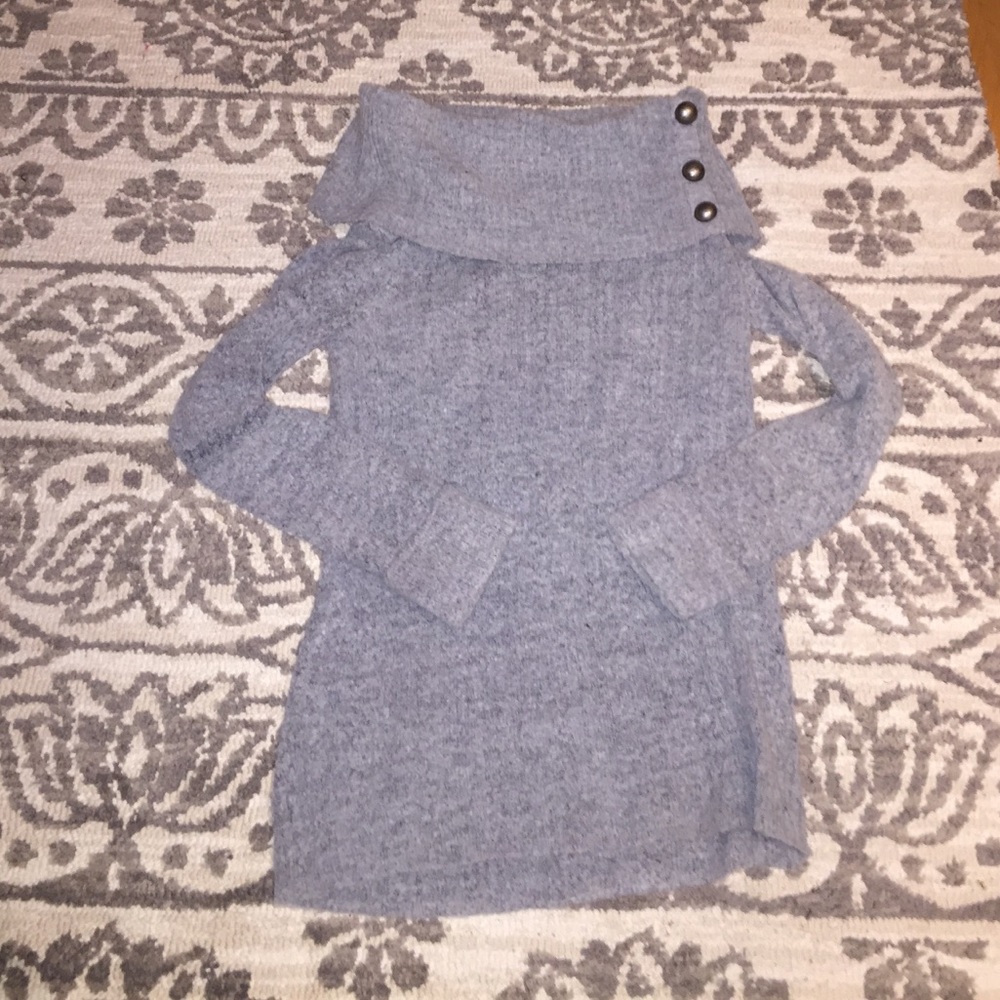 Cozy Nine West Sweater ❄️